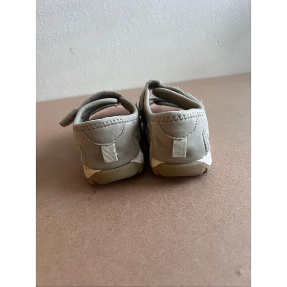 H&M baby sandals size 6 - Picture 4 of 5